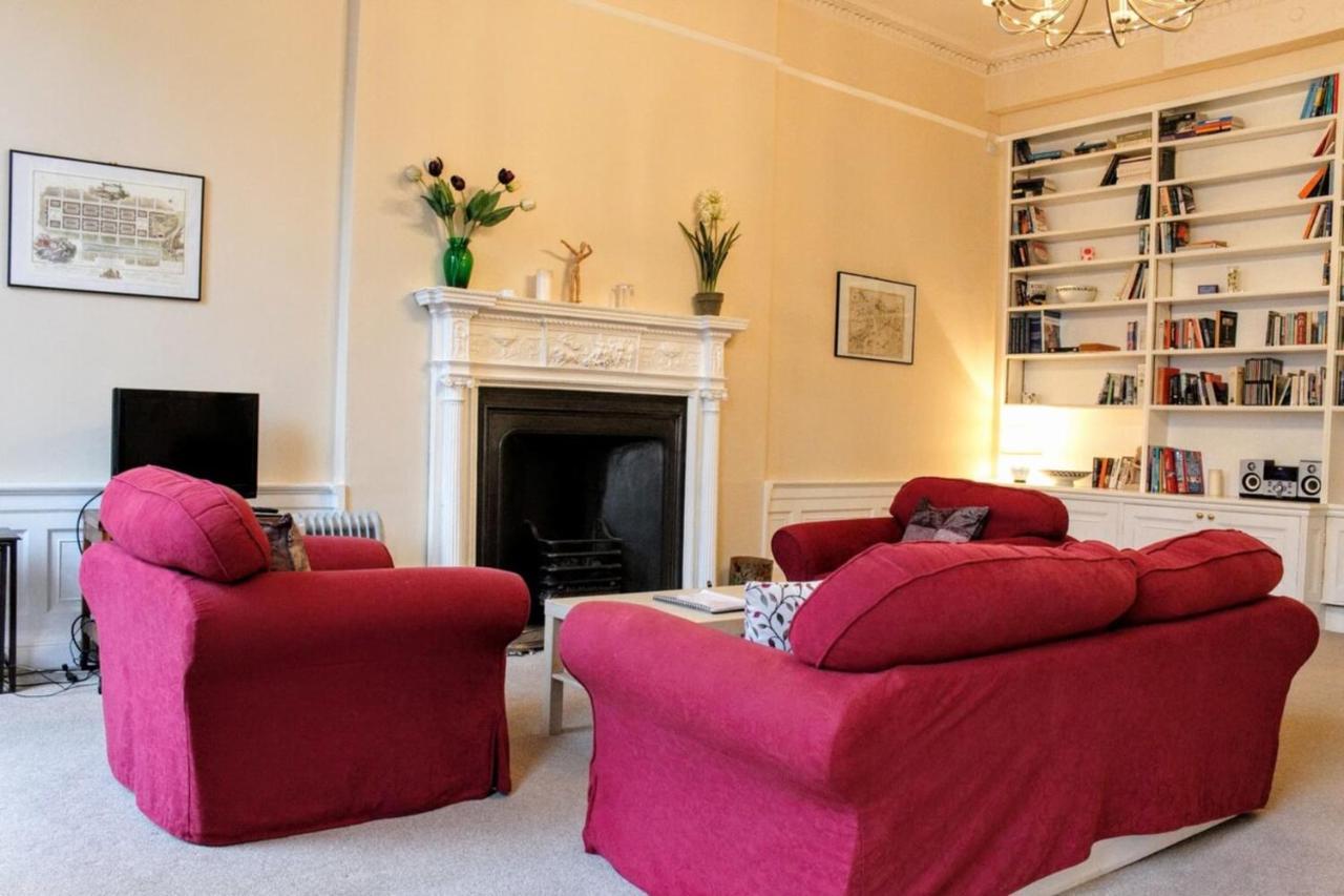 Traditional Georgian Flat In New Town เอดินบะระ ภายนอก รูปภาพ